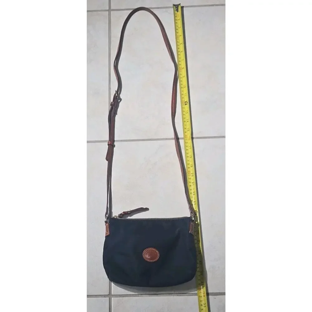 Dooney & Bourke Navy Crossbody Bag with Zip Closure Adjustable Strap Gold - Picture 6 of 12